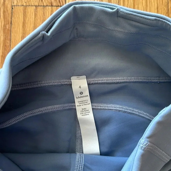 Lululemon sz 4 Invigorate High-Rise Tight 25" Chambray great pre owned condition - Picture 5 of 14